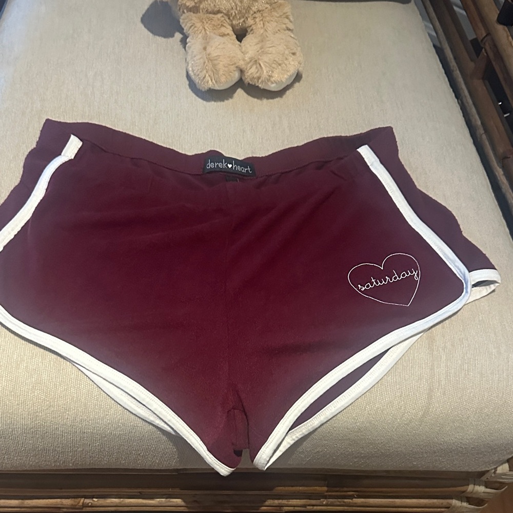 BNWOT Derek Heart Women's Burgundy cozy Shorts